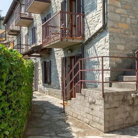 La Terrazza Sul Apartman Carate Urio